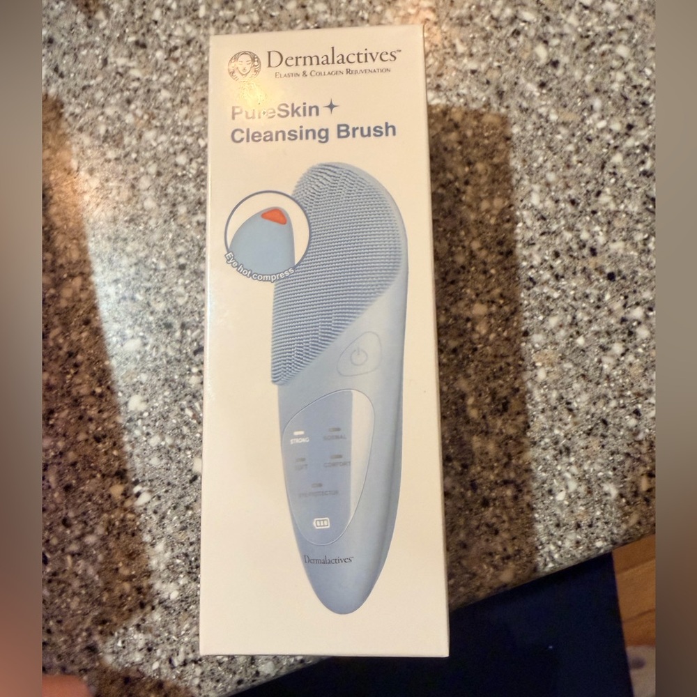 Dermalactives PureSkin Cleansing Brush